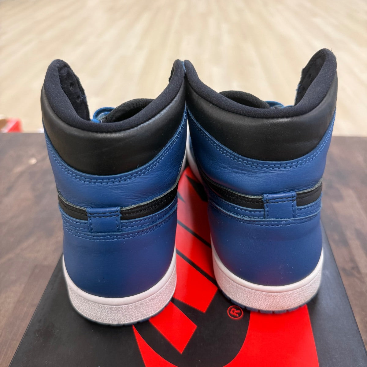 Jordan 1 Retro High OG Dark Marina Blue - Image 5
