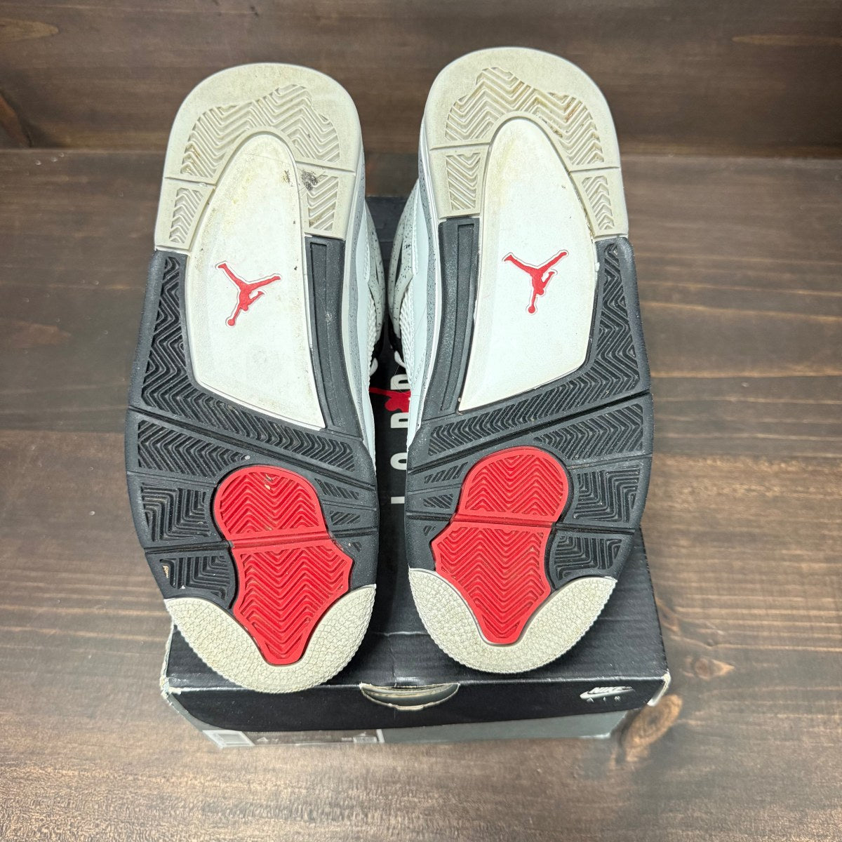 Jordan 4 Retro White Cement (2025) (GS) Size 4.5Y (Pre-Owned) - Image 5