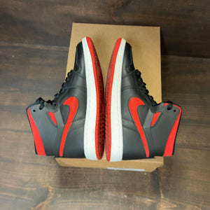 Jordan 1 High Zoom CMFT Bred (Women's) Size 6.5W (Pre-Owned) - Image 5