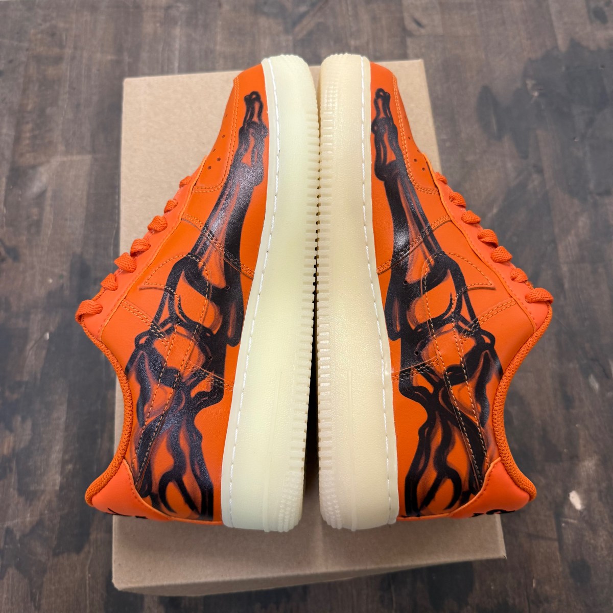 Nike Air Force 1 Low Orange Skeleton Halloween (2020) Size 7 (Pre-Owned) - Image 4