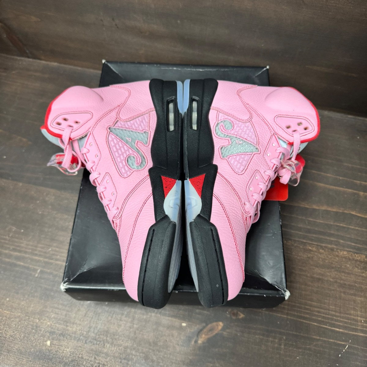 Jordan 5 Retro Awake NY Arctic Pink Size 12 (Pre-Owned) - Image 4
