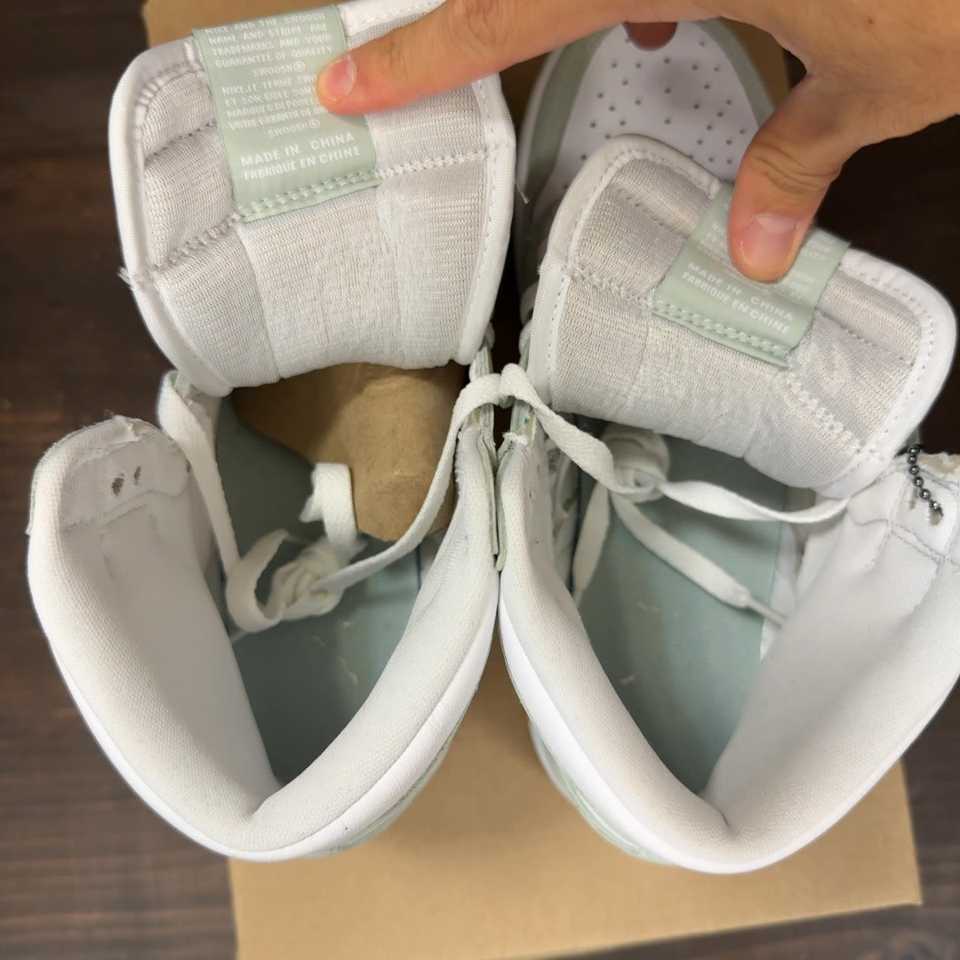 Jordan 1 Retro High OG Seafoam (Women's) Size 8.5W (Pre-Owned) - Image 5