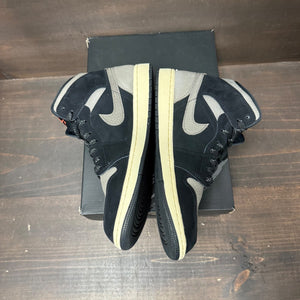 Jordan 1 Mid SE Olive Grey Size 9.5 (Pre-Owned) - side
