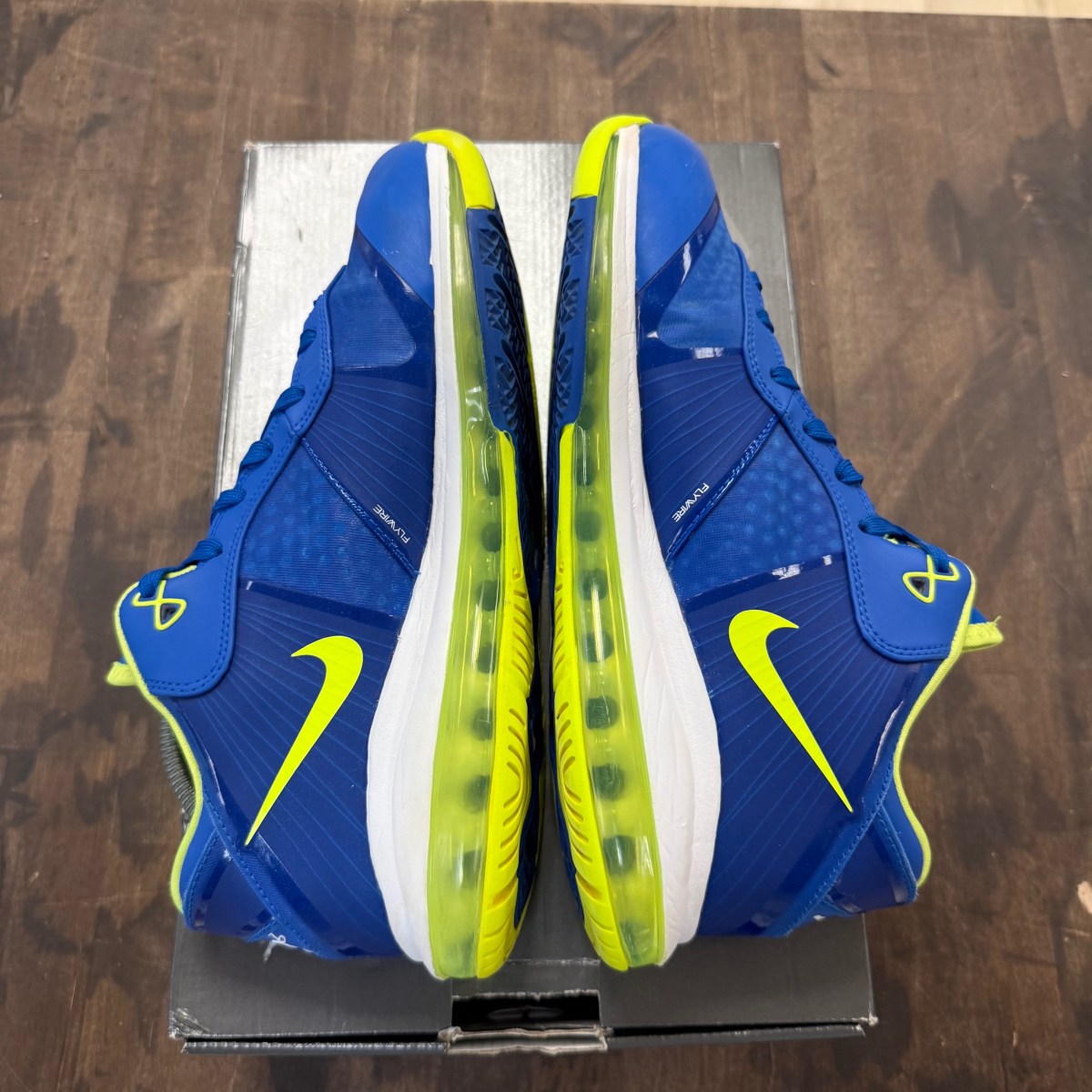 Nike LeBron 8 V2 Low Sprite (2021) - Image 4
