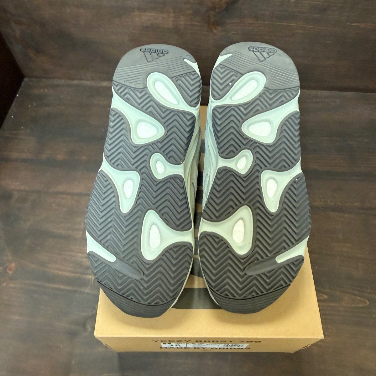 adidas Yeezy Boost 700 Salt - Image 6