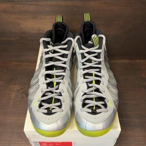 Nike Air Foamposite One Silver Volt Camo Size 13 (Pre-Owned)