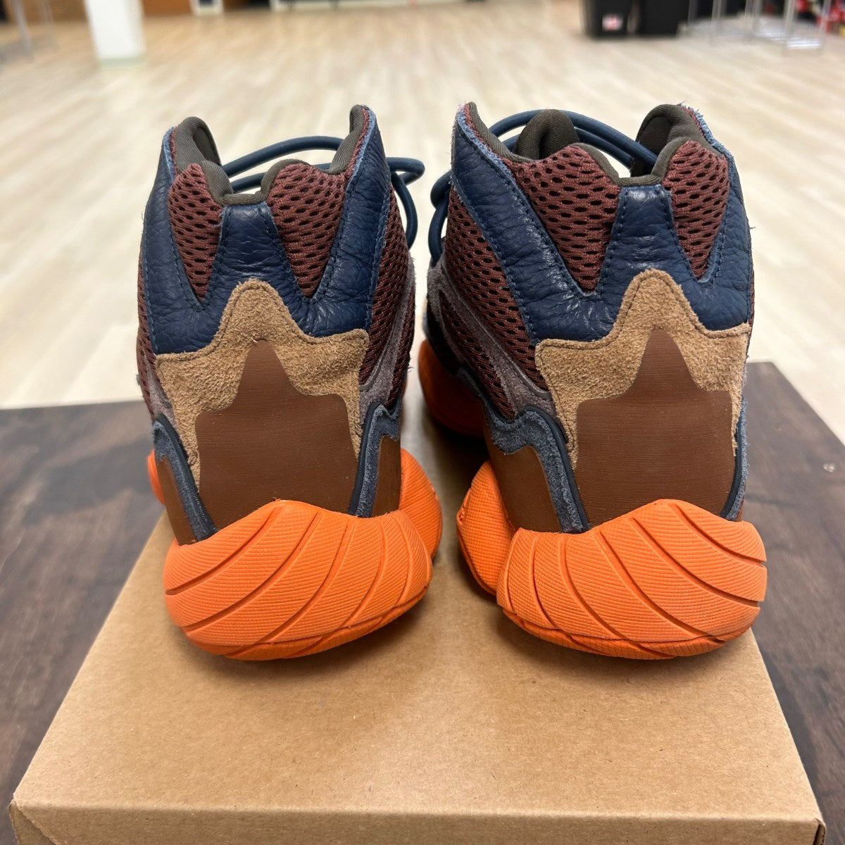 adidas Yeezy 500 High Tactile Orange Size 9.5 (Pre-Owned) - Image 4