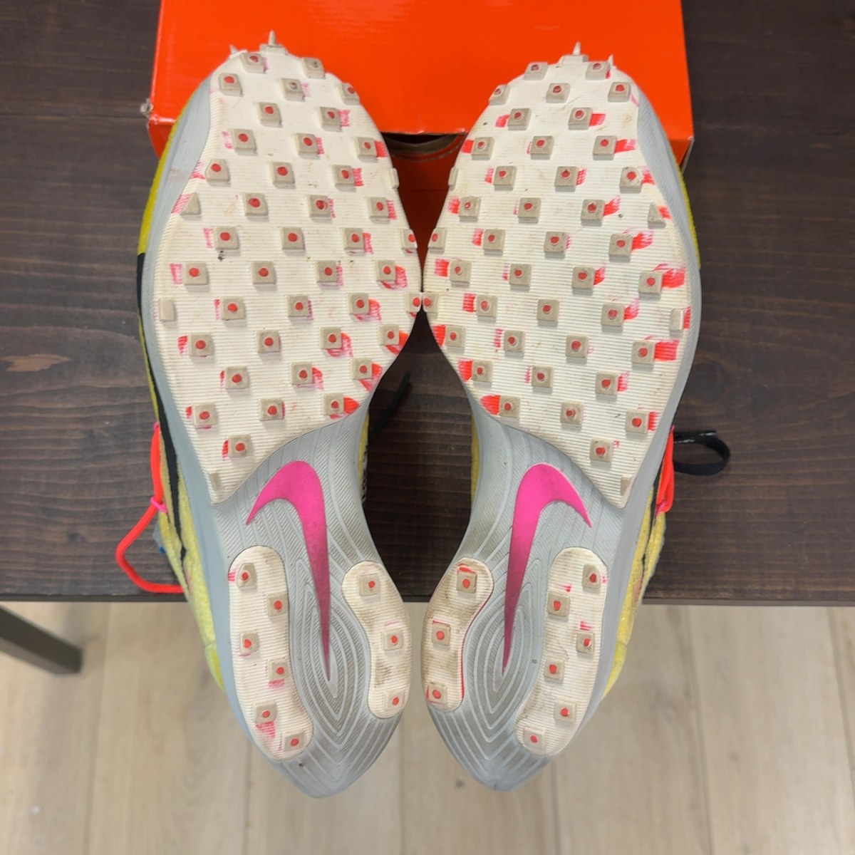 Nike Vapor Street Off-White Tour Yellow (Women's) - Image 9
