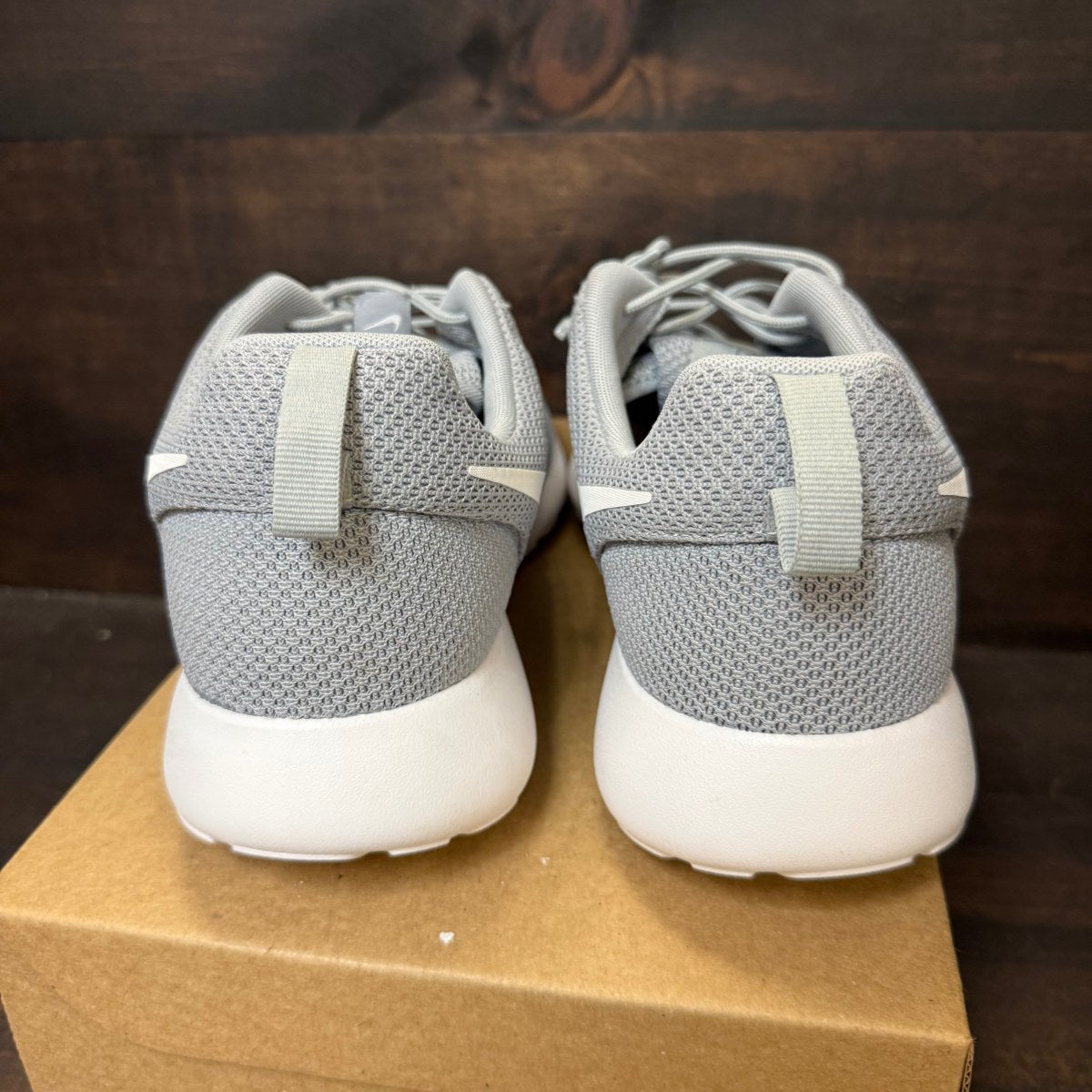 Nike Roshe Run Wolf Grey Size 12 (Pre-Owned) - Image 3