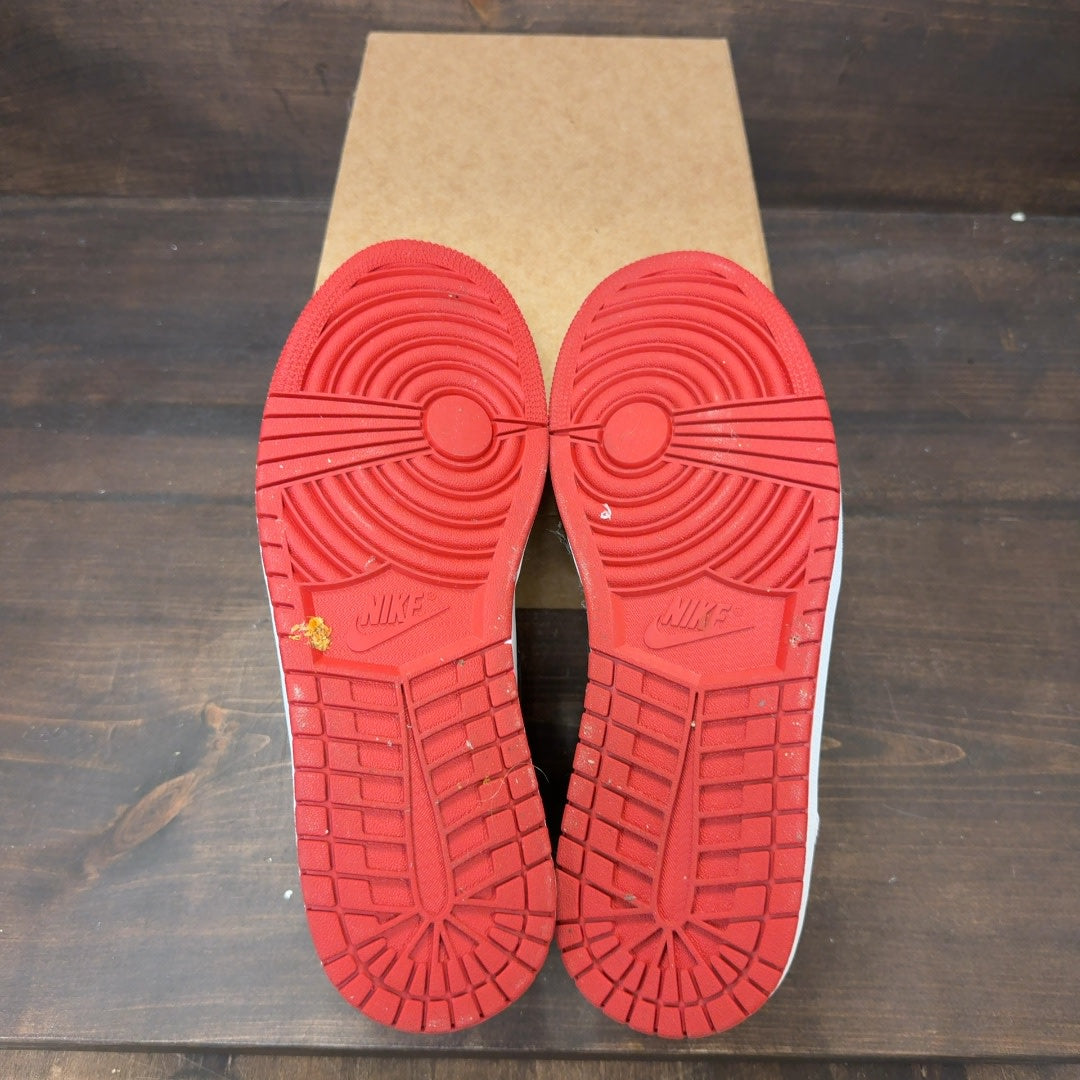 Jordan 1 Mid Chicago Toe Size 10 (Pre-Owned) - Image 6