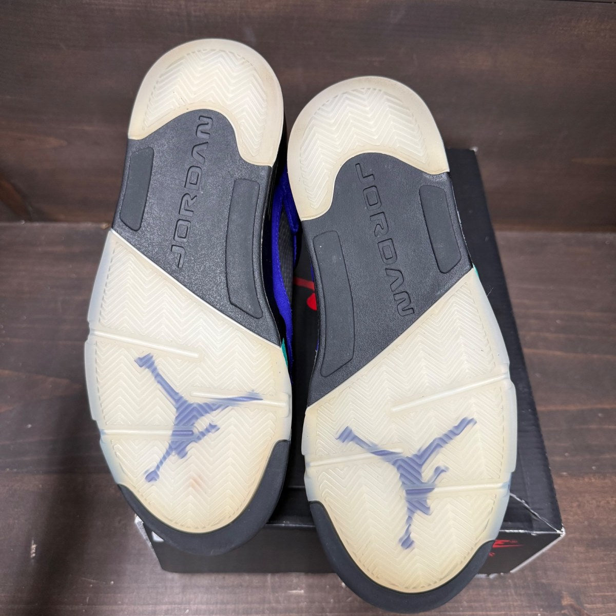 Jordan 5 Retro Alternate Grape - Image 6