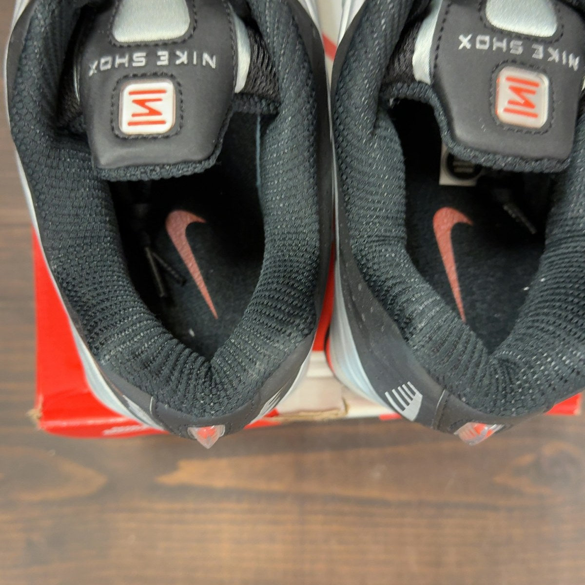 Nike Shox R4 Black Metallic Silver (2025) - Image 6