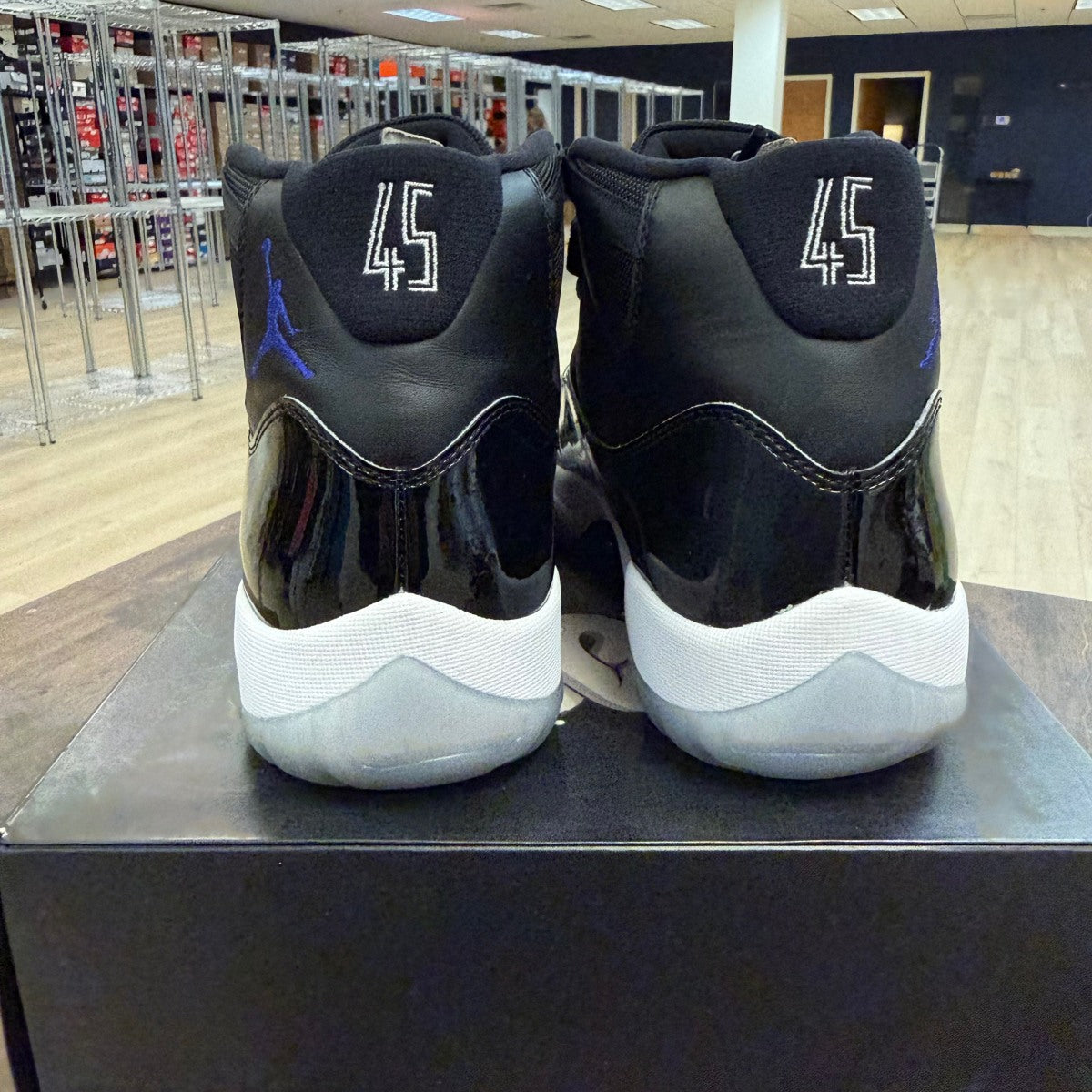 Jordan 11 Retro Space Jam (2016) - Image 4