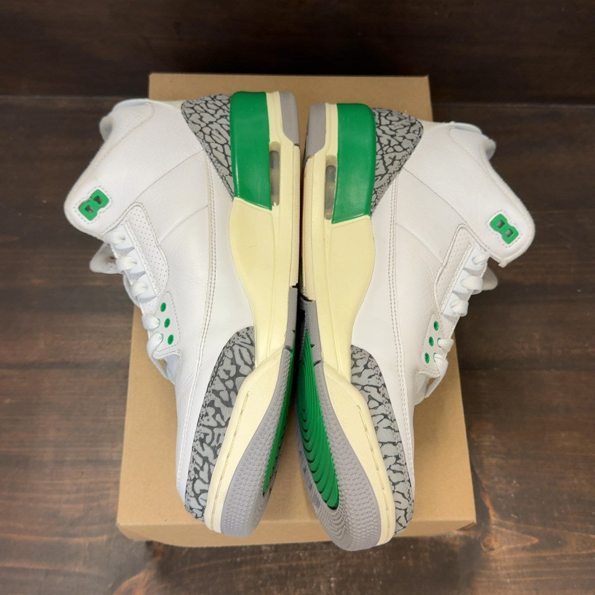 Jordan 3 Retro Lucky Green (Women's) Size 12W (Pre-Owned) - Image 4