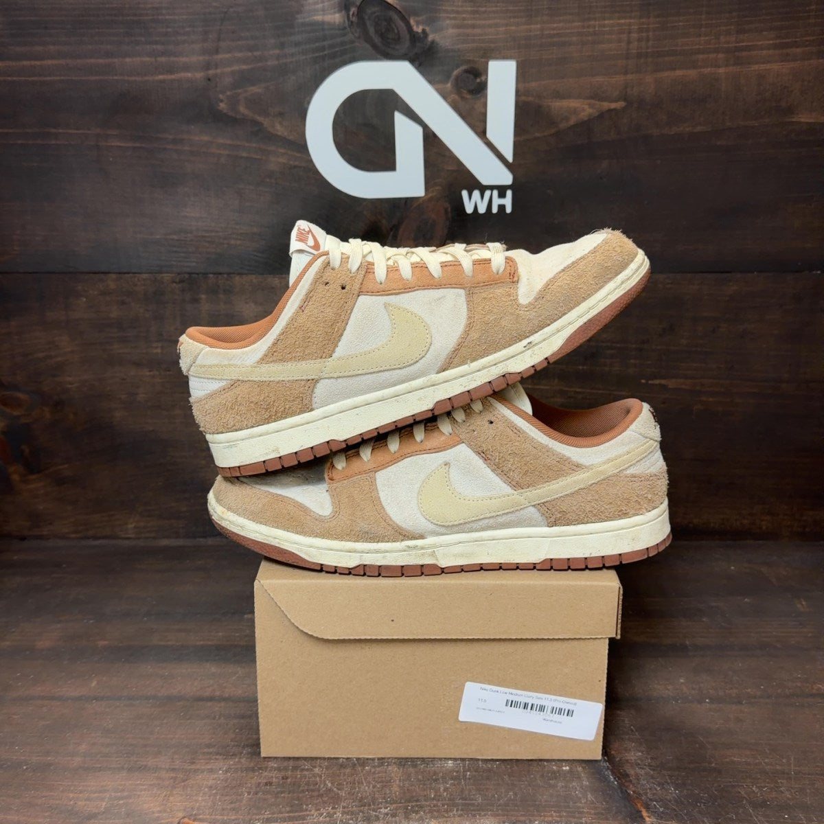 Nike Dunk Low Medium Curry Size 11.5 (Pre-Owned) - Image 1