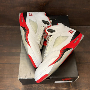 Jordan 5 Retro Fire Red Black Tongue (2025) - Image 2