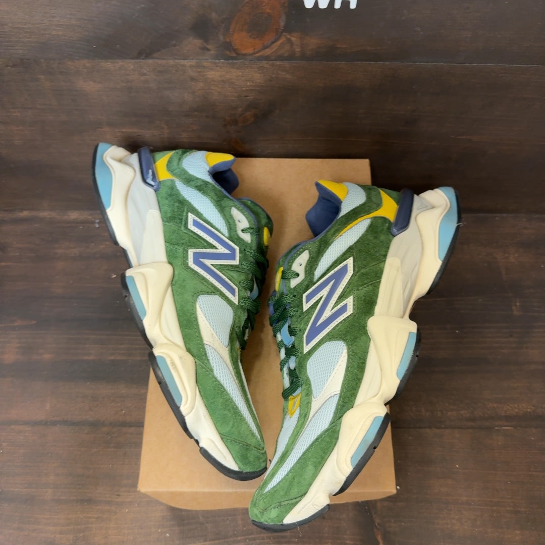 New Balance 9060 Dark Alpine Green Size 13 (Pre-Owned) - Image 2