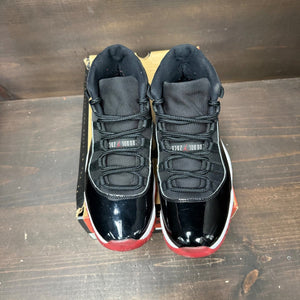 Jordan 11 Retro Playoffs Bred (2019) Size 10 (Pre-Owned) - back