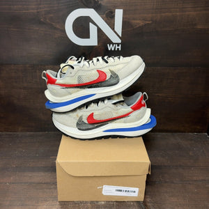 Nike Vaporwaffle sacai Sport Fuchsia Game Royal Size 8 (Pre-Owned) - front