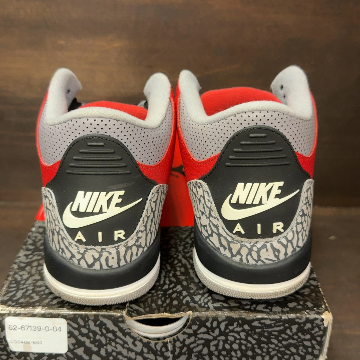 Jordan 3 Retro SE Fire Red (GS) Size 5.5Y (Pre-Owned) - aux