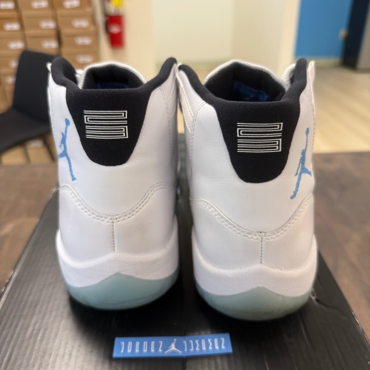 Jordan 11 Retro Legend Blue (2014) - Image 5