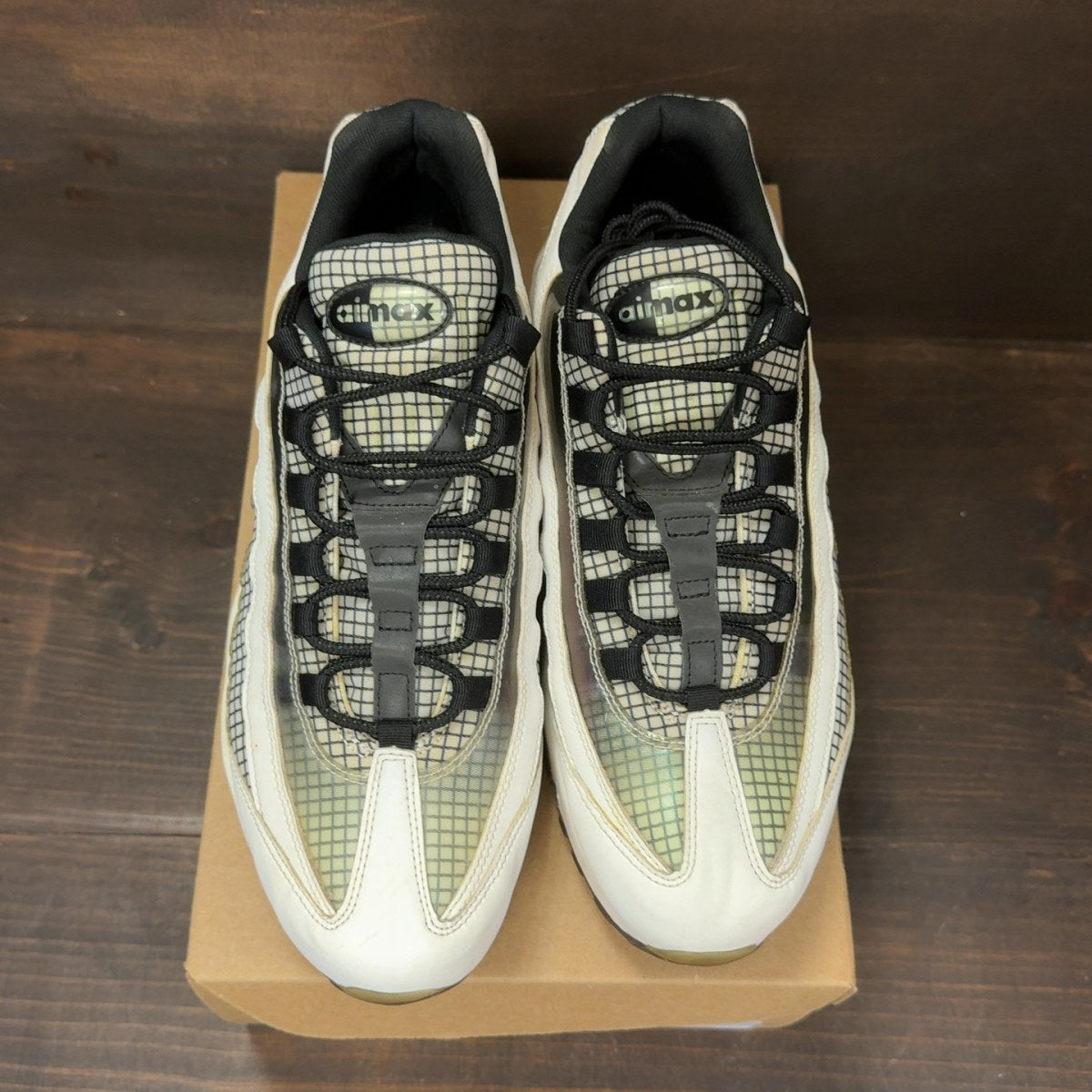 Nike Air Max 95 LV8 White Size 11 (Pre-Owned) - Image 3