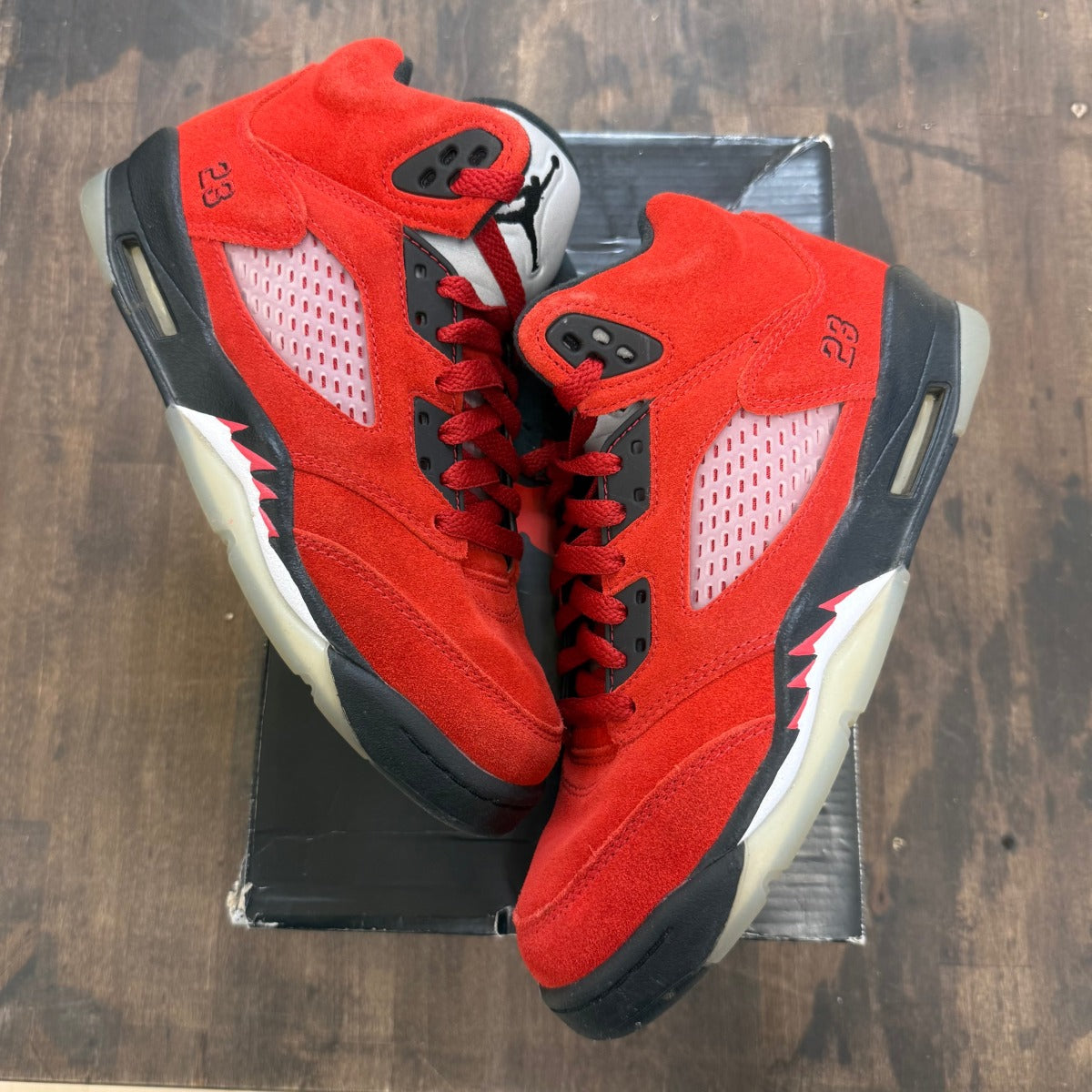 Jordan 5 Retro Raging Bull Red (2021) (GS) - Image 1