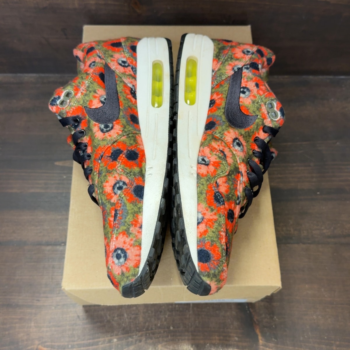 Nike Air Max 1 Solar Daisy Size 11 (Pre-Owned) - Image 4