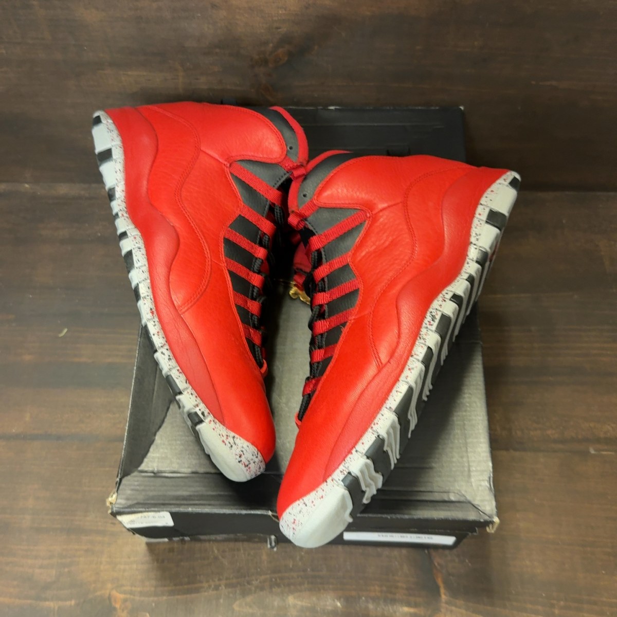 Jordan 10 Retro Bulls Over Broadway - Image 2