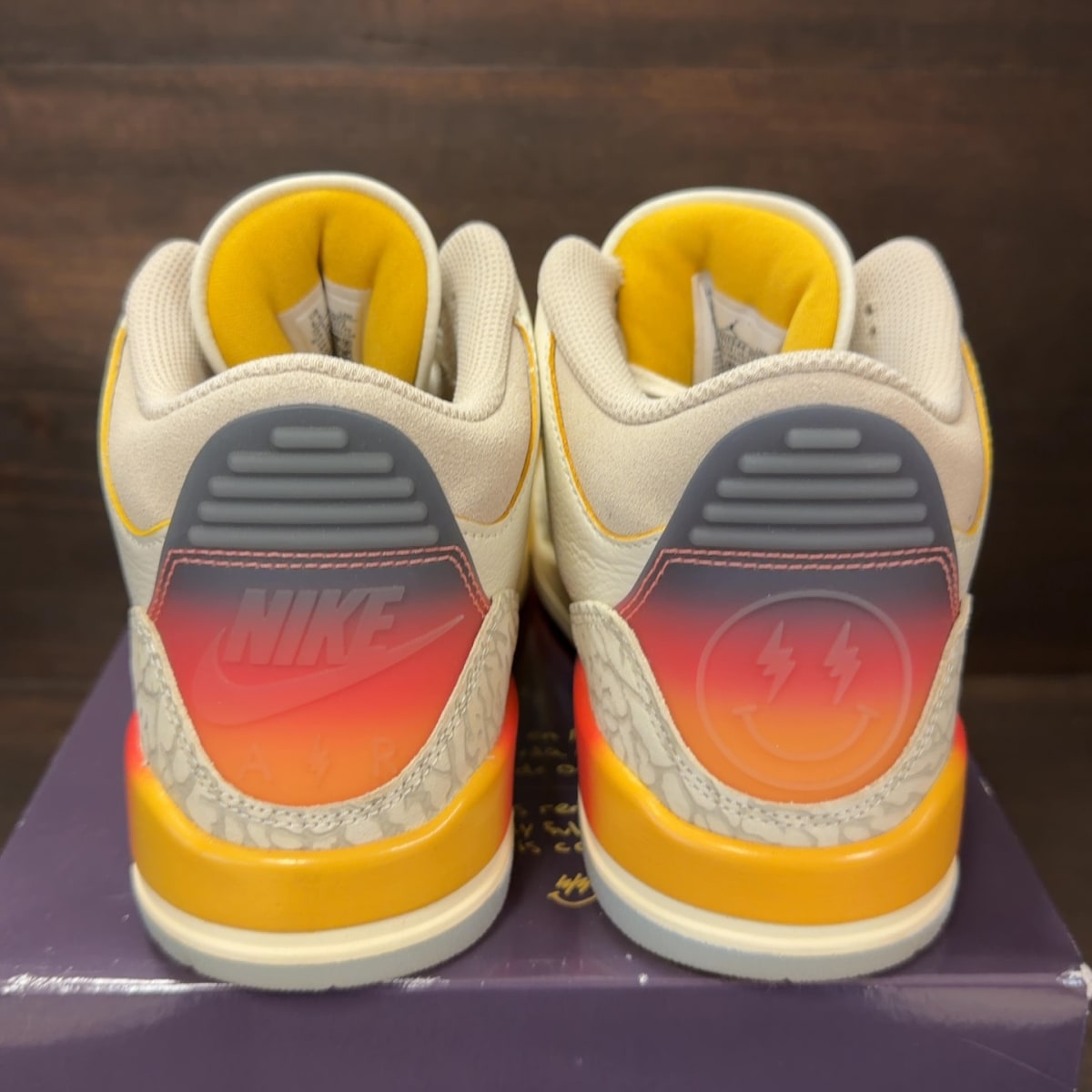 Jordan 3 Retro SP J Balvin Medellín Sunset - Image 5