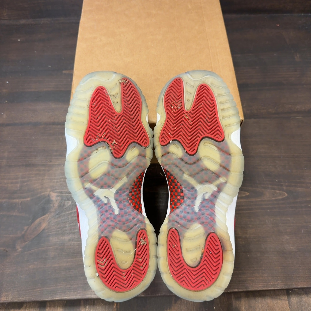 Jordan 11 Retro Cherry (2022) (GS) Size 5.5Y (Pre-Owned) - Image 6