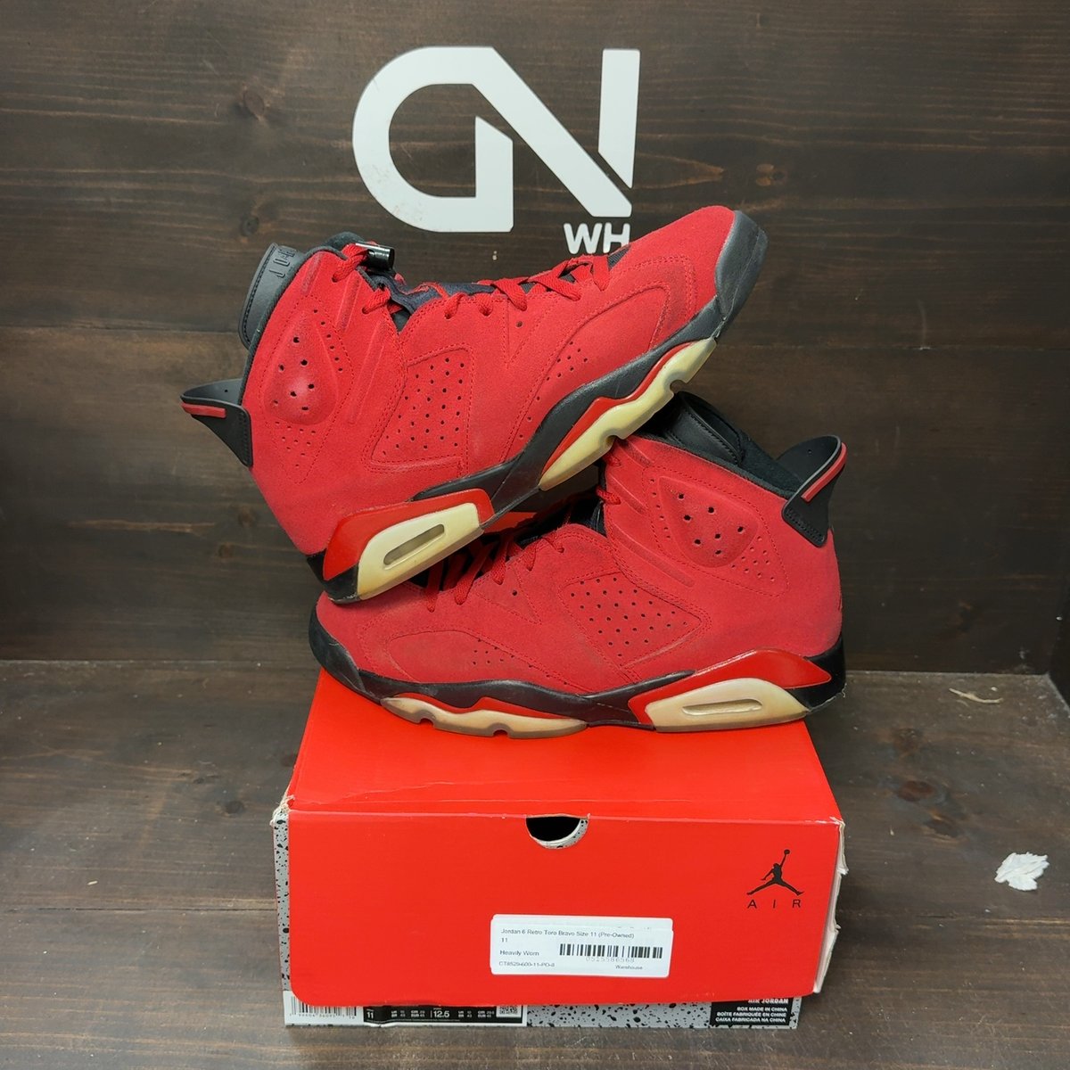 Jordan 6 Retro Toro Bravo Size 11 (Pre-Owned) - front