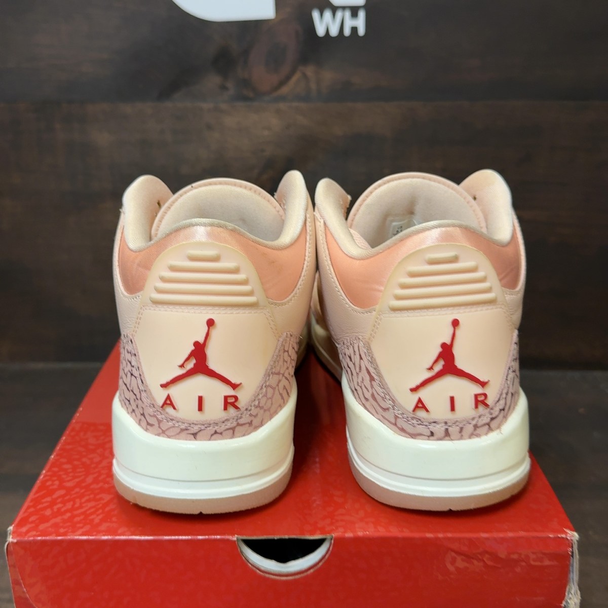 Jordan 3 Retro Valentine's Day Treat Yourself (2025) (Women's) - Image 5