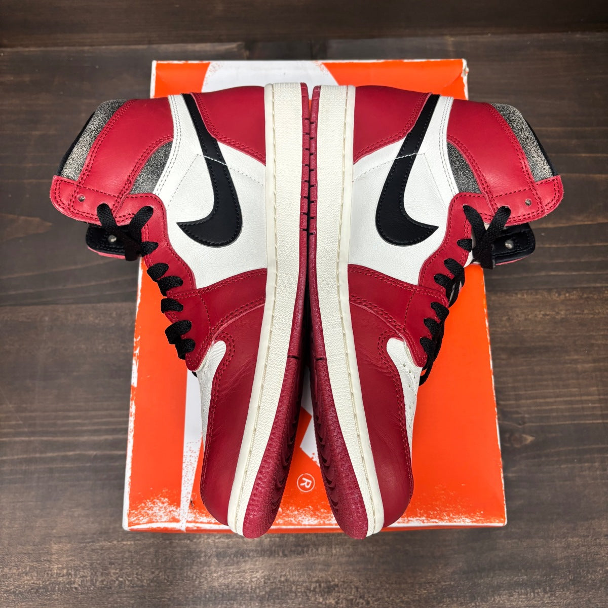 Jordan 1 Retro High OG Chicago Lost and Found - Image 20