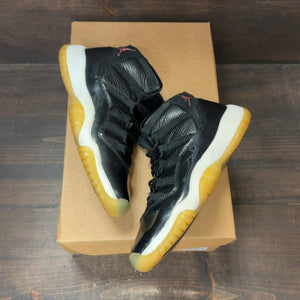 Jordan 11 Retro 72-10 (GS) Size 4Y (Pre-Owned) - back