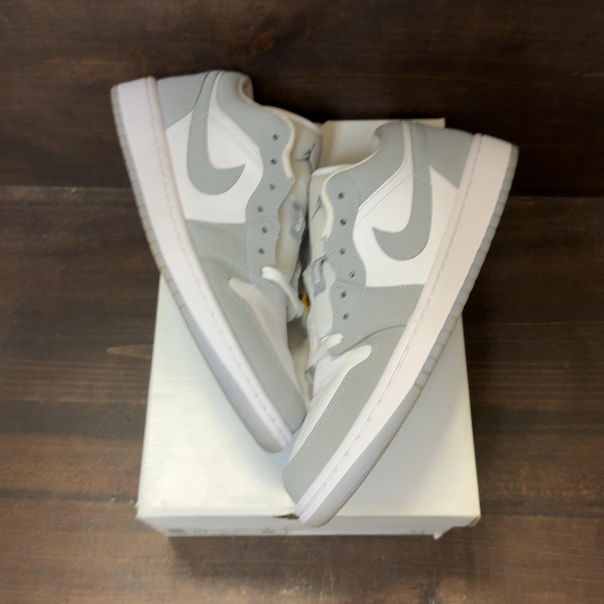 Jordan 1 Low Wolf Grey (Women's) Size 10W (Pre-Owned)