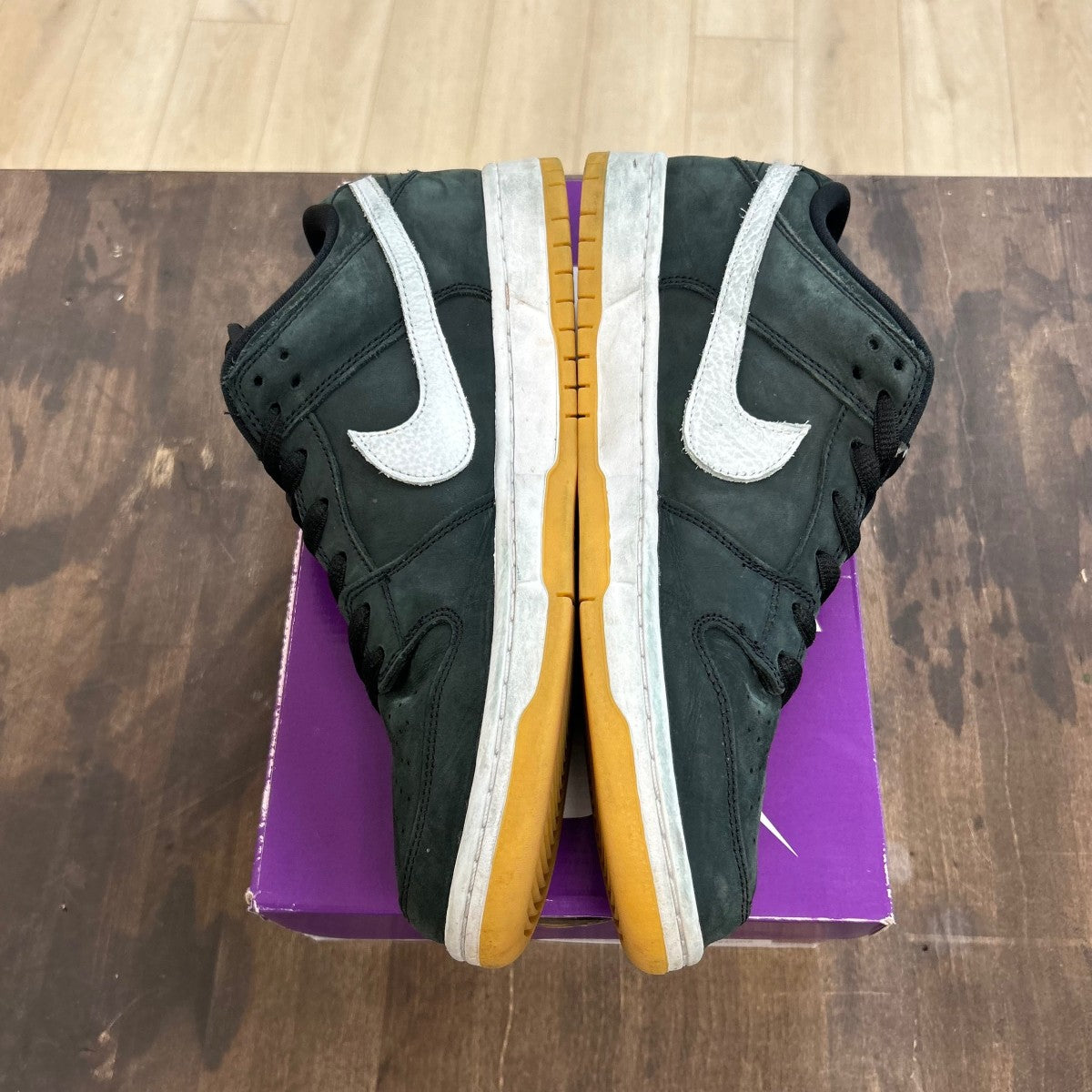 Nike SB Dunk Low Pro Black Gum - Image 3