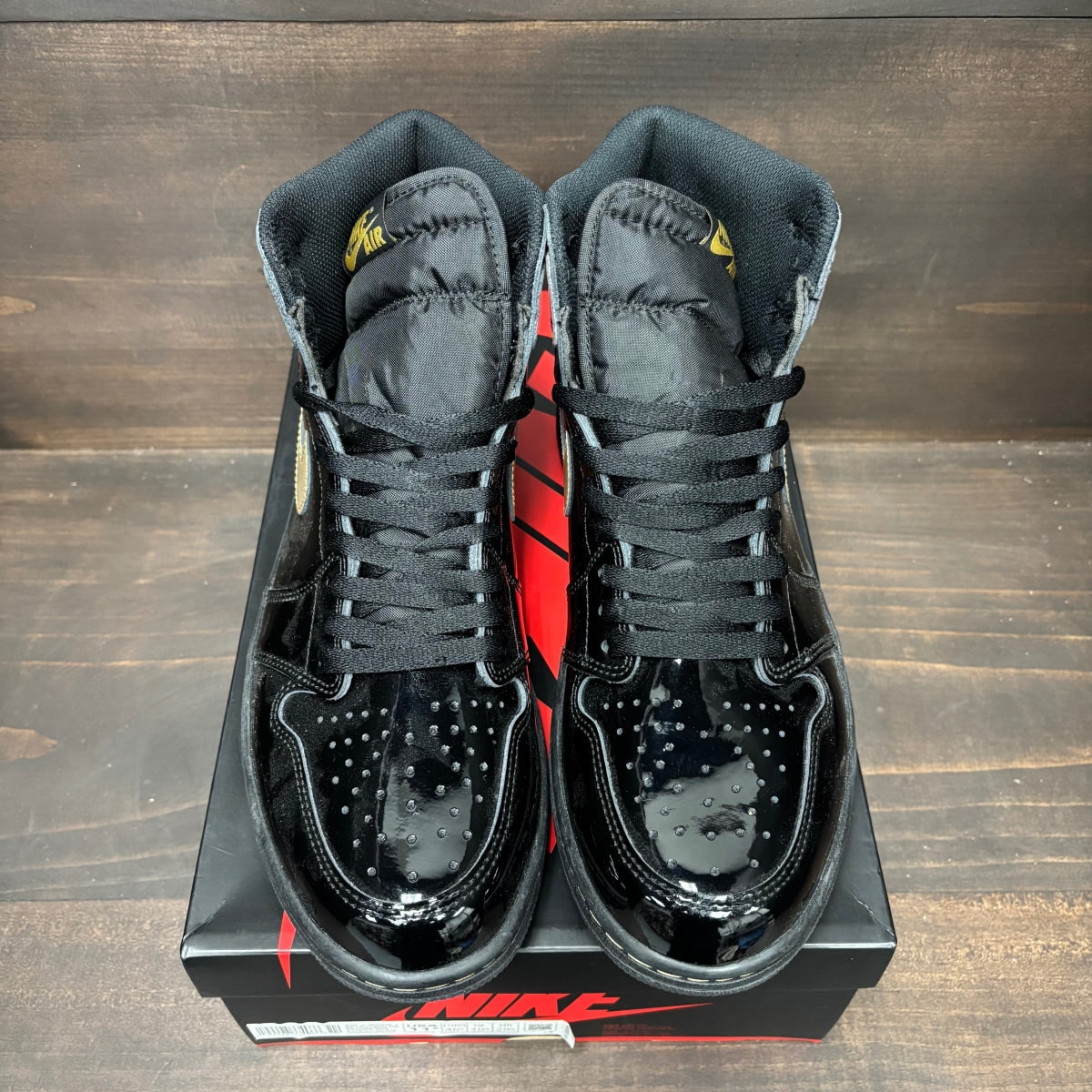 Jordan 1 Retro High Black Metallic Gold (2020) - Image 3