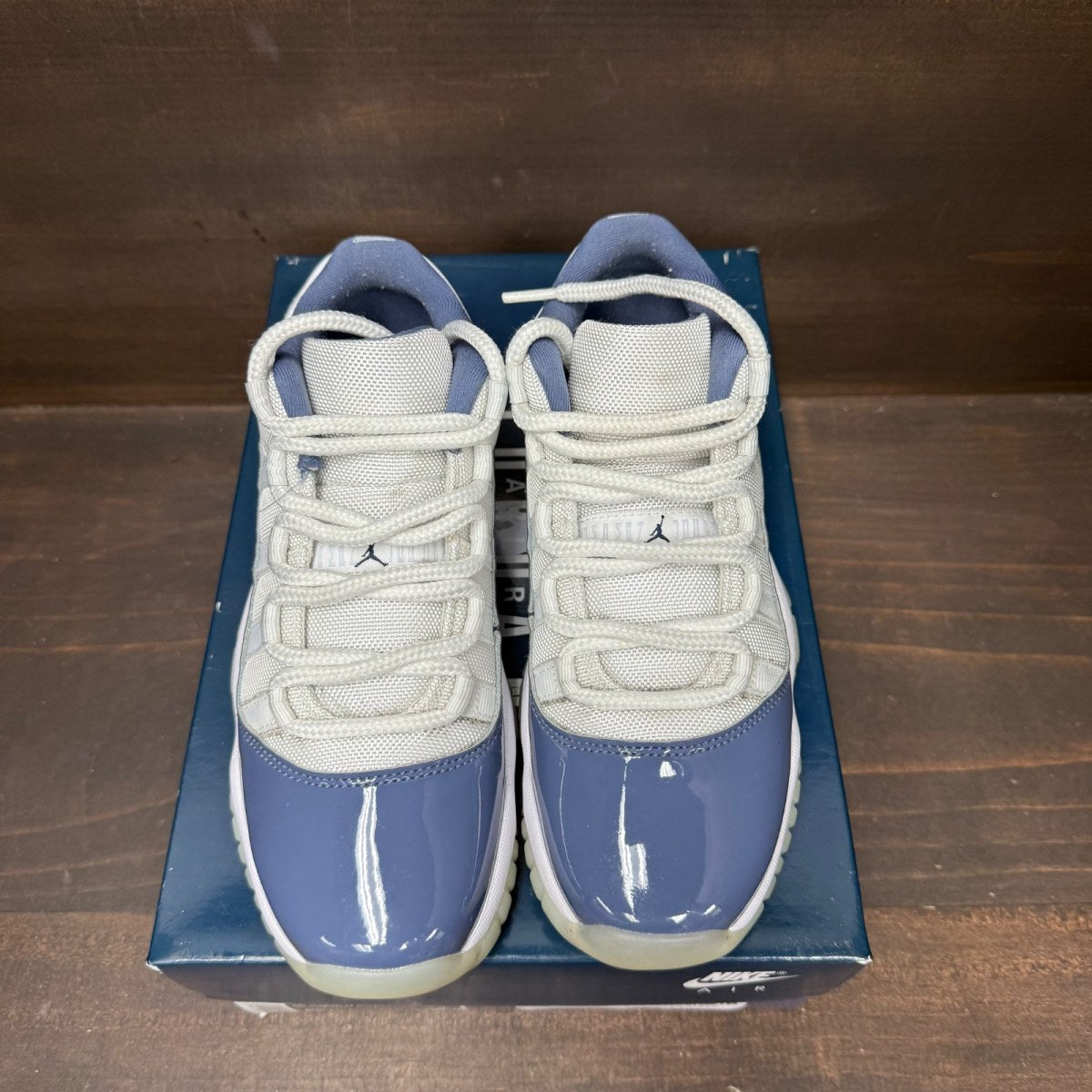 Jordan 11 Retro Low Diffused Blue (GS) - Image 2