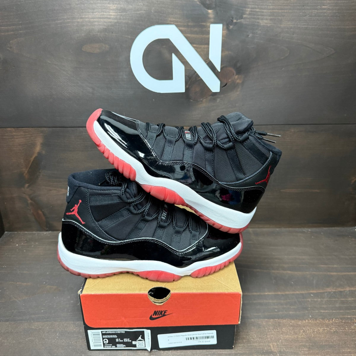 Jordan 11 Retro Playoffs Bred (2019) - Image 1