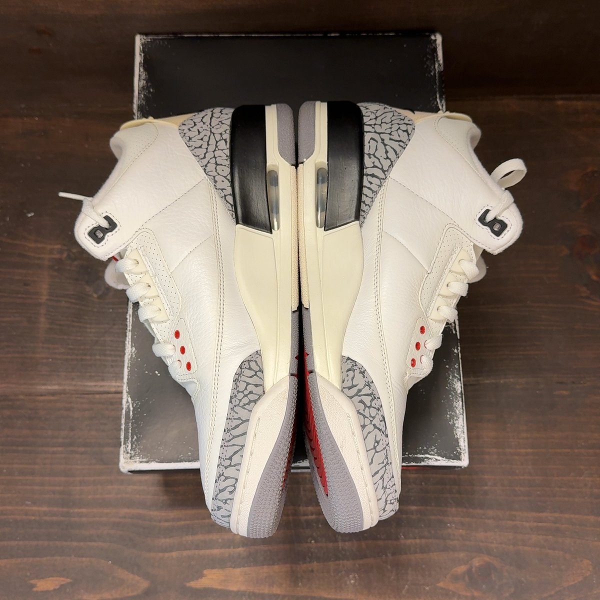 Jordan 3 Retro White Cement Reimagined Size 10 (Pre-Owned) - aux