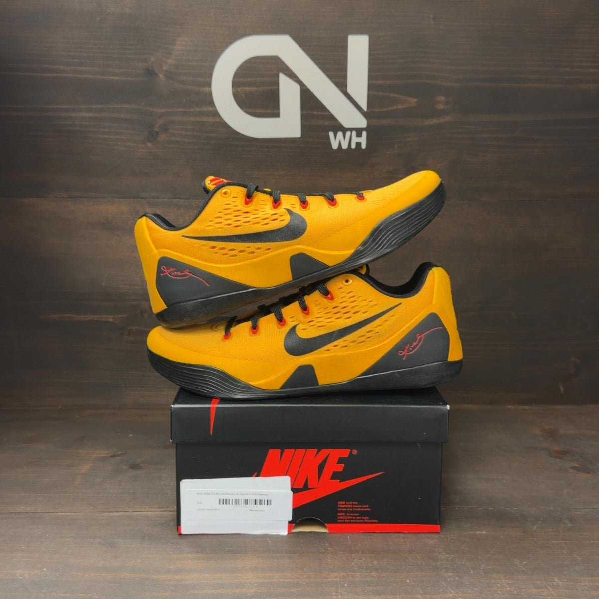 Nike Kobe 9 EM Low Bruce Lee Size 8.5 (Pre-Owned) - Image 1