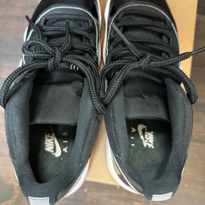 Jordan 11 Retro Low Bred (2025) Size 8.5 (Pre-Owned) - Image 4