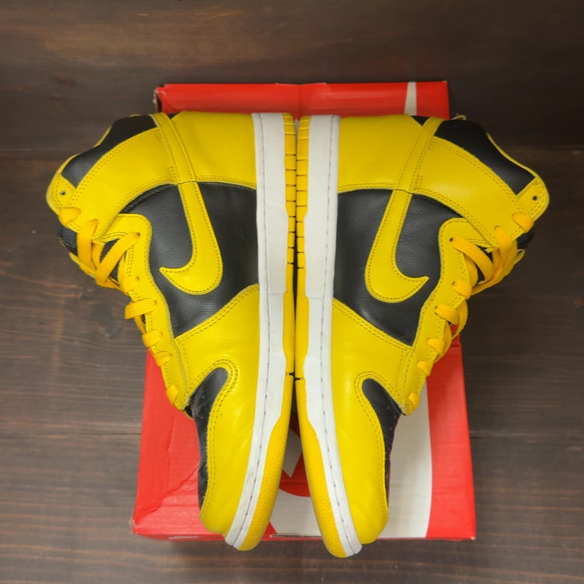 Nike Dunk High Iowa (2020) - Image 4