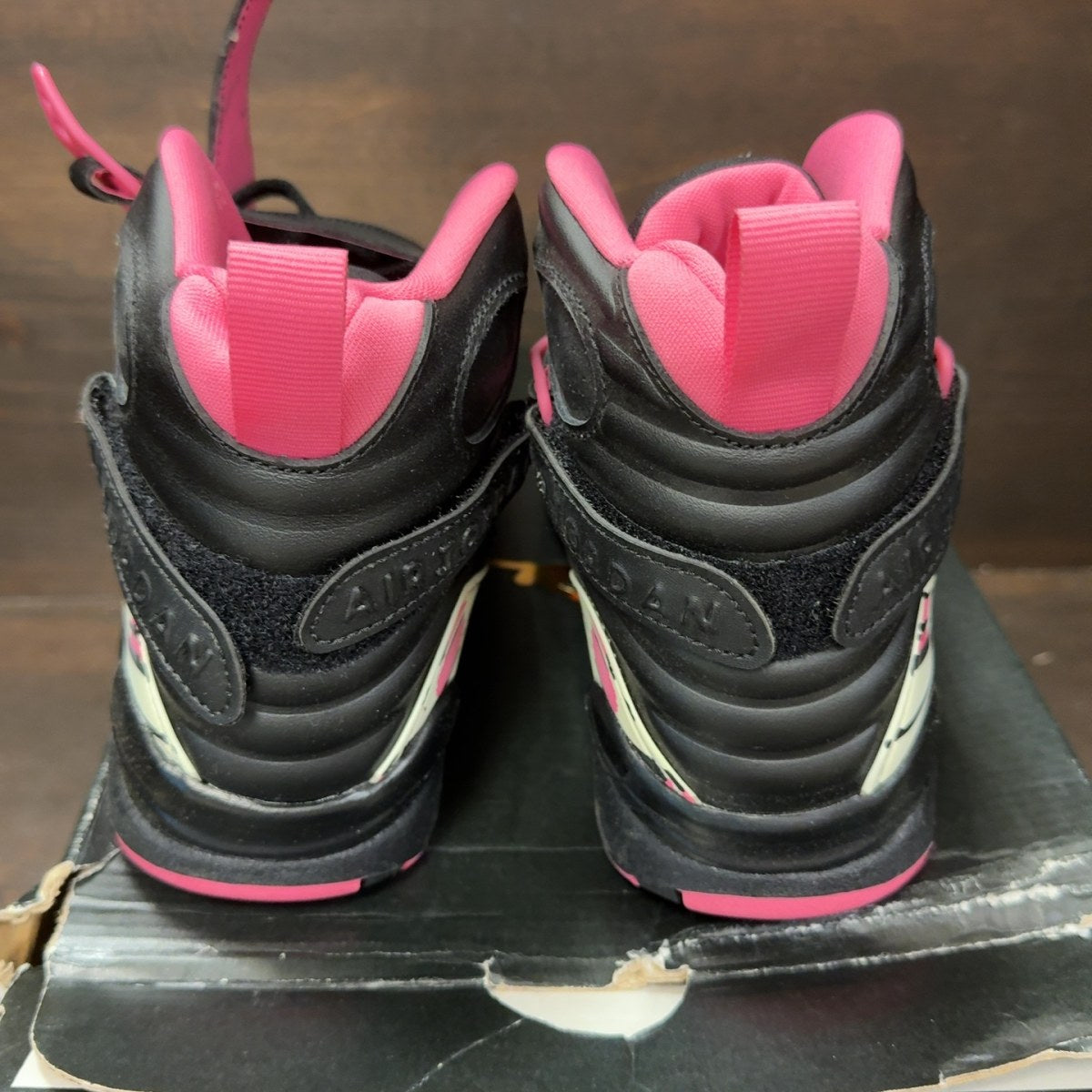 Jordan 8 Retro Pinksicle (GS) Size 6Y (Pre-Owned) - aux