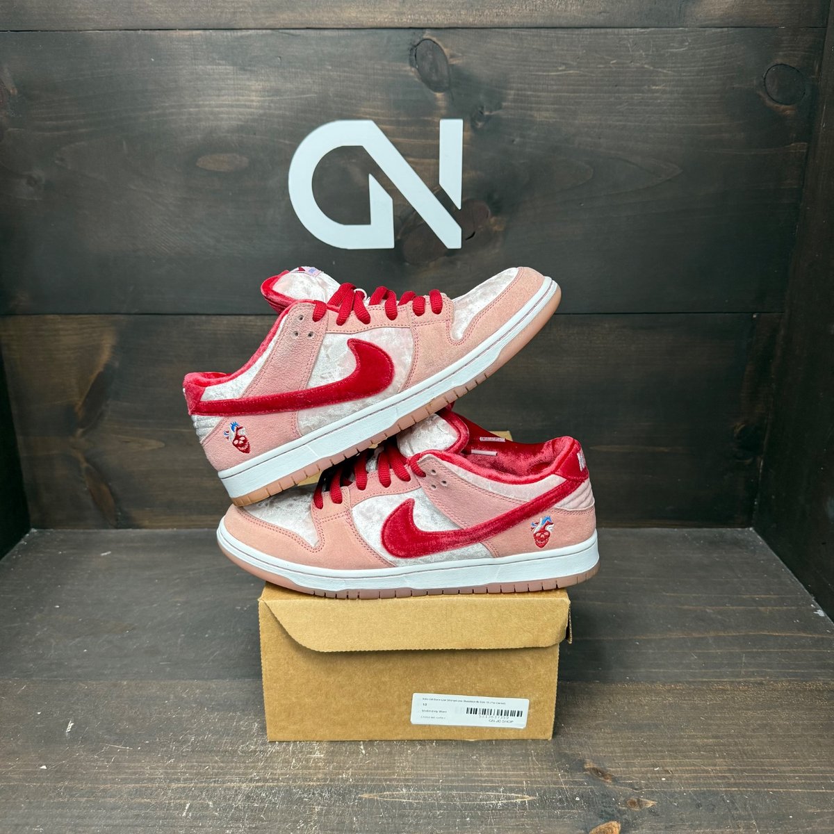Nike SB Dunk Low StrangeLove Skateboards Size 10 (Pre-Owned) - front
