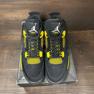 Jordan 4 Retro Thunder (2023) - Image 3