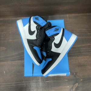 Jordan 1 Retro High OG UNC Toe (GS) - Image 2
