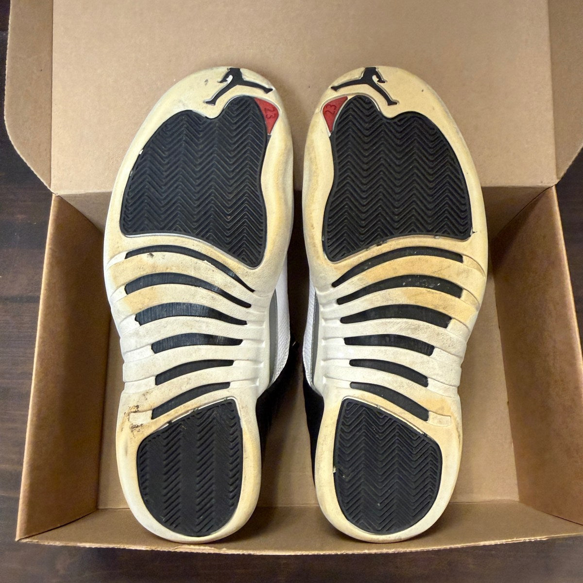 Jordan 12 Retro Playoffs (2022) Size 9.5 (Pre-Owned) - Image 6