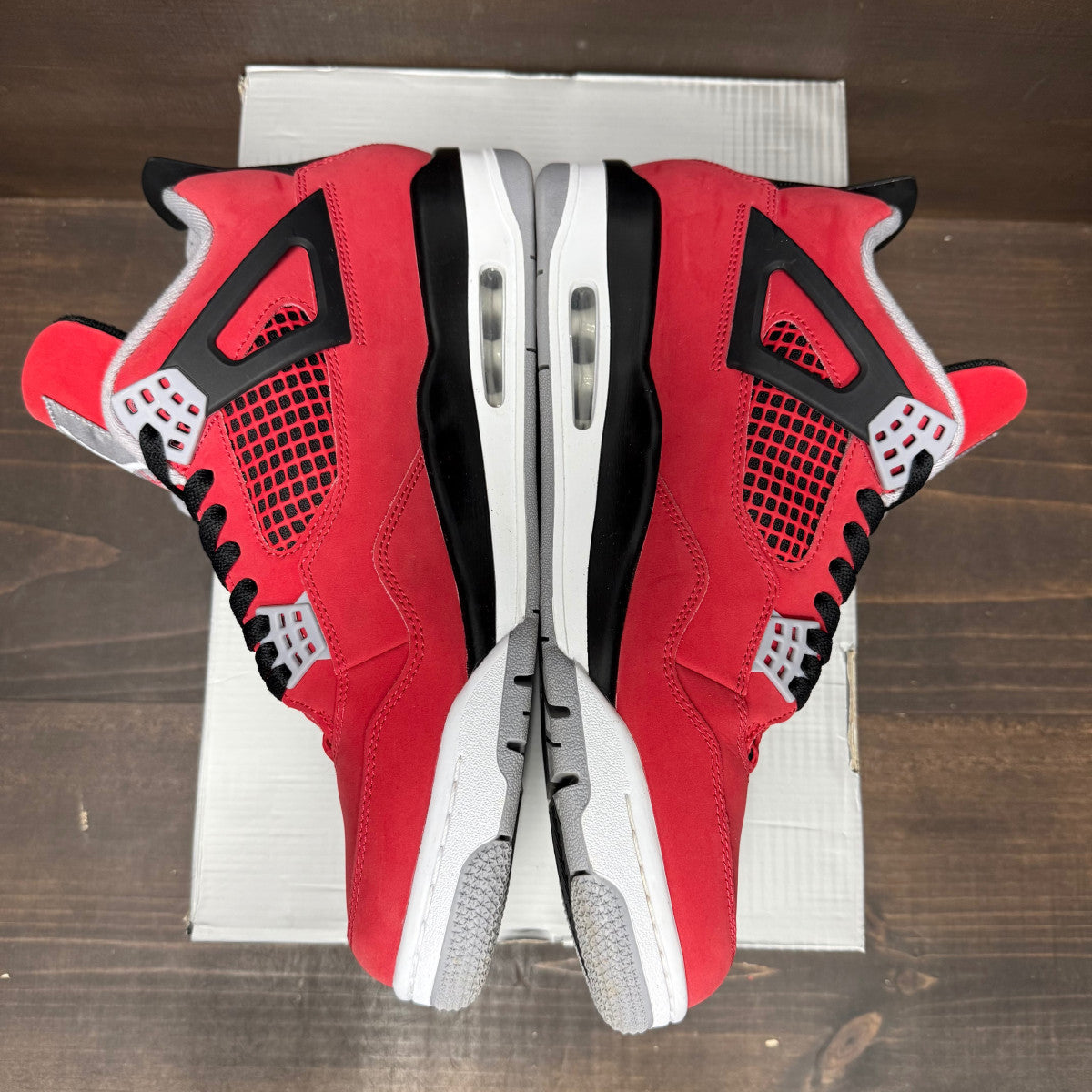 Jordan 4 Retro Toro Bravo (2026) - Image 3